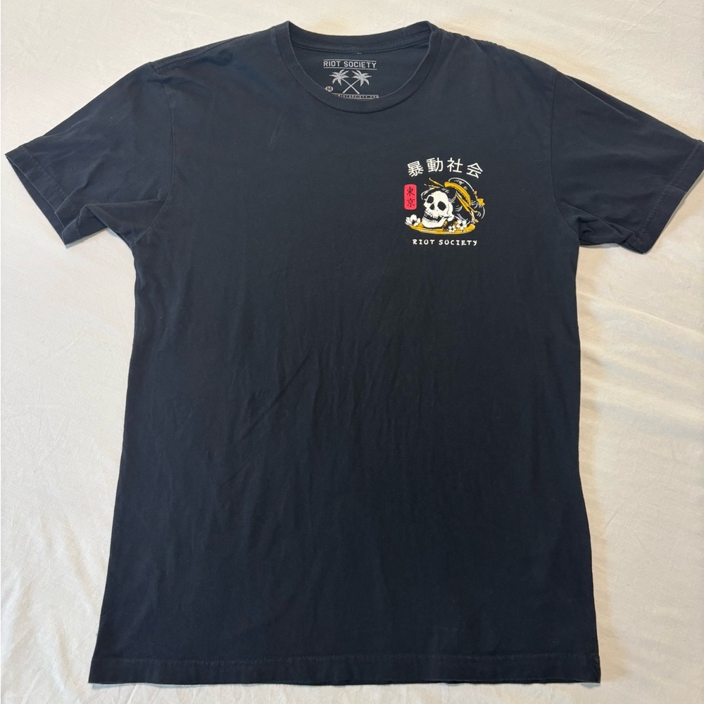 Riot Society Black Tee with Skull Graphic